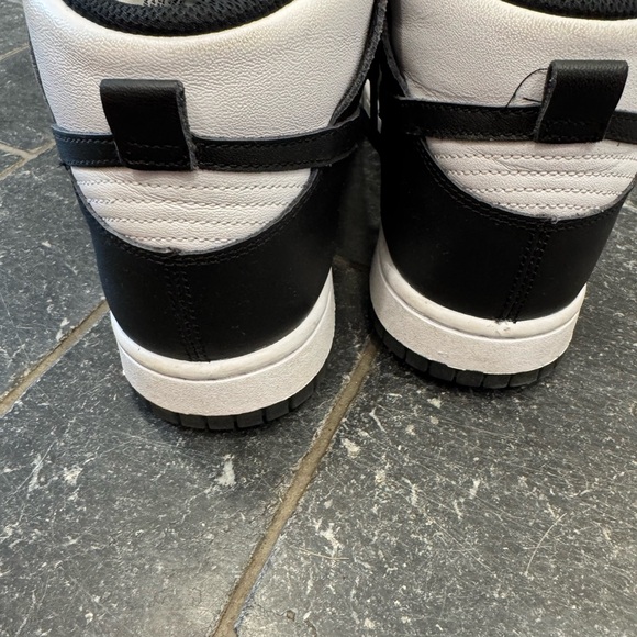 Nike Dunks Panda M7/W8.5 - Picture 8 of 9